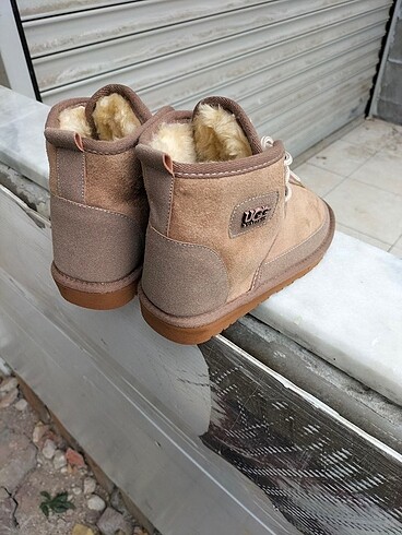 37 Beden ugg bot vizon