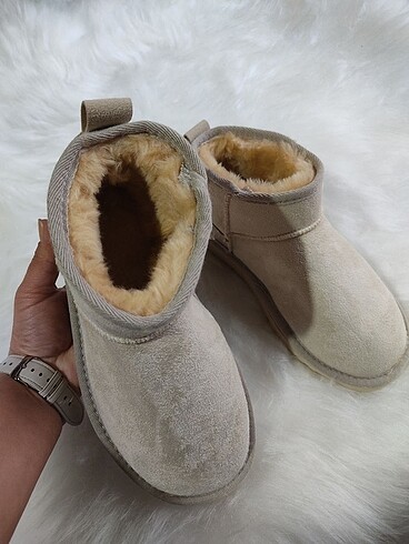 38 Beden ten rengi Renk ugg bot