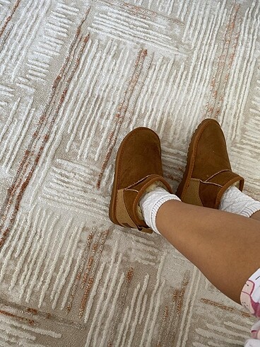 38 Beden Ugg bot