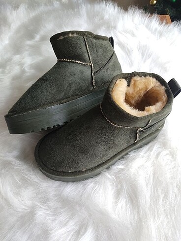 Ugg platform