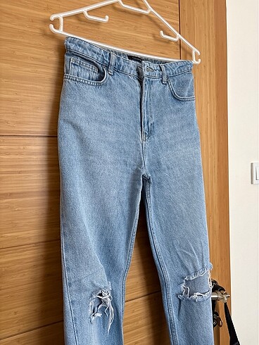 36 Beden mavi Renk yırtık paça jean