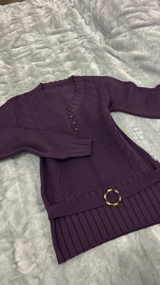 Düğmeli Mor V Yaka Kadın Triko Kazak vintage - Görsel 3