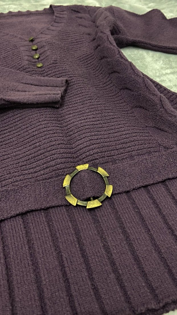 Düğmeli Mor V Yaka Kadın Triko Kazak vintage - Görsel 2