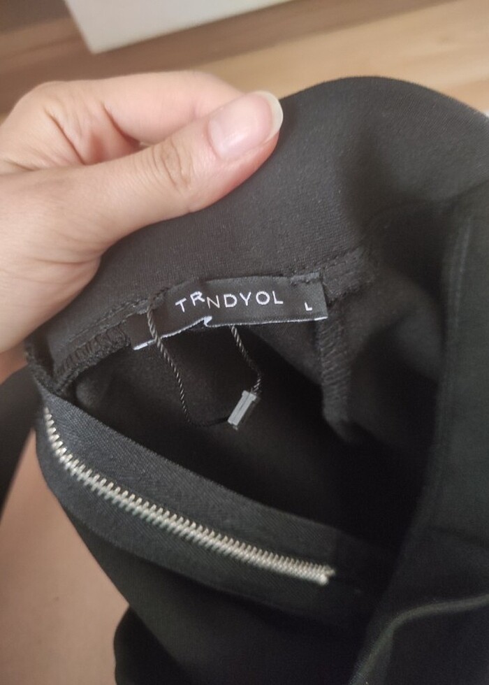 Trendyolmilla volanlı etek - Görsel 3