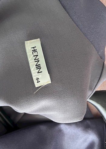 Hennin marka Uzun Kollu İşlemeli Mor Abiye elbise - Görsel 4