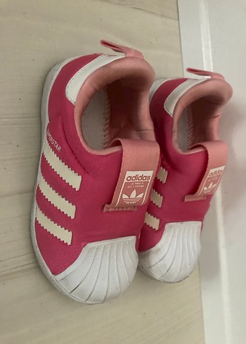 25 Beden pembe Renk Kız Çocuk Pembe Adidas Cırtlı Spor Ayakkabı