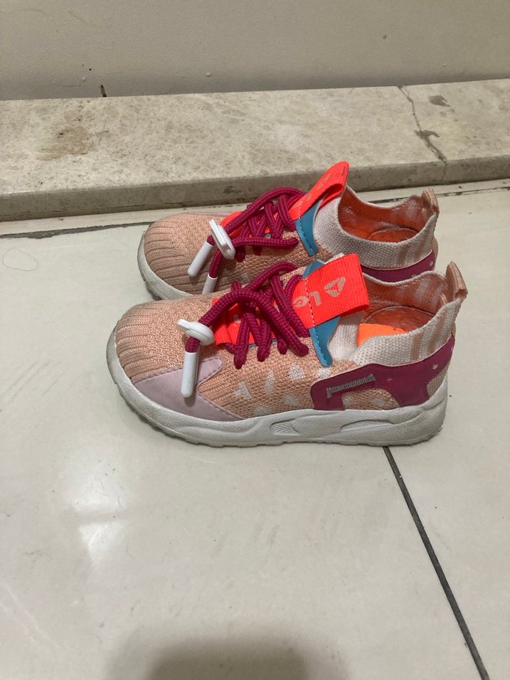 Kız Çocuk Renkli Bağcıklı Sneakers - Görsel 2