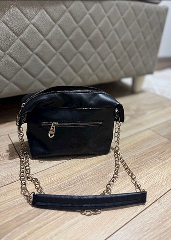 Zincir Detaylı Siyah Kadın Deri Çanta - Görsel 2