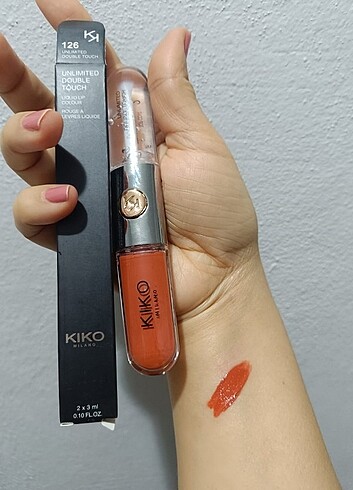Kiko çift taraflı ruj 126 no