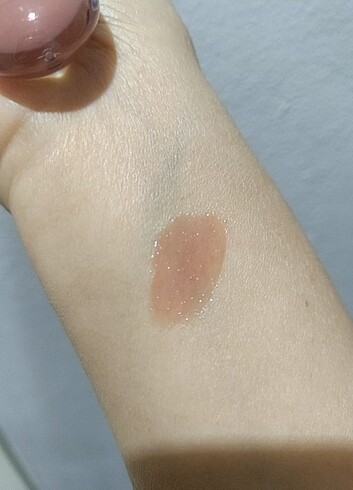  Beden 20 no kiko lipgloss simli 