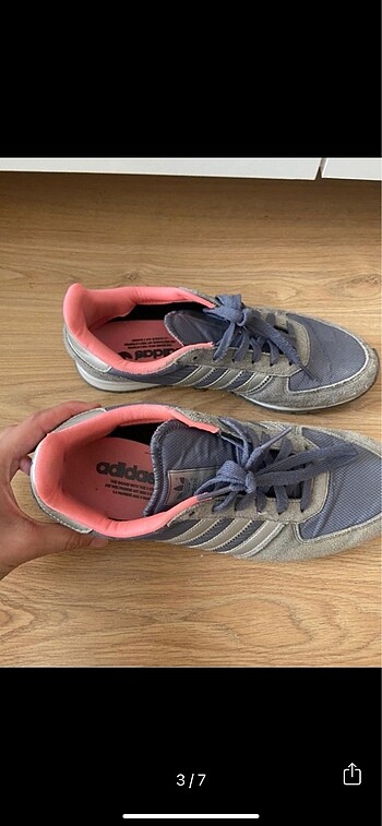 39,5 Beden Adidas spor ayakkabı