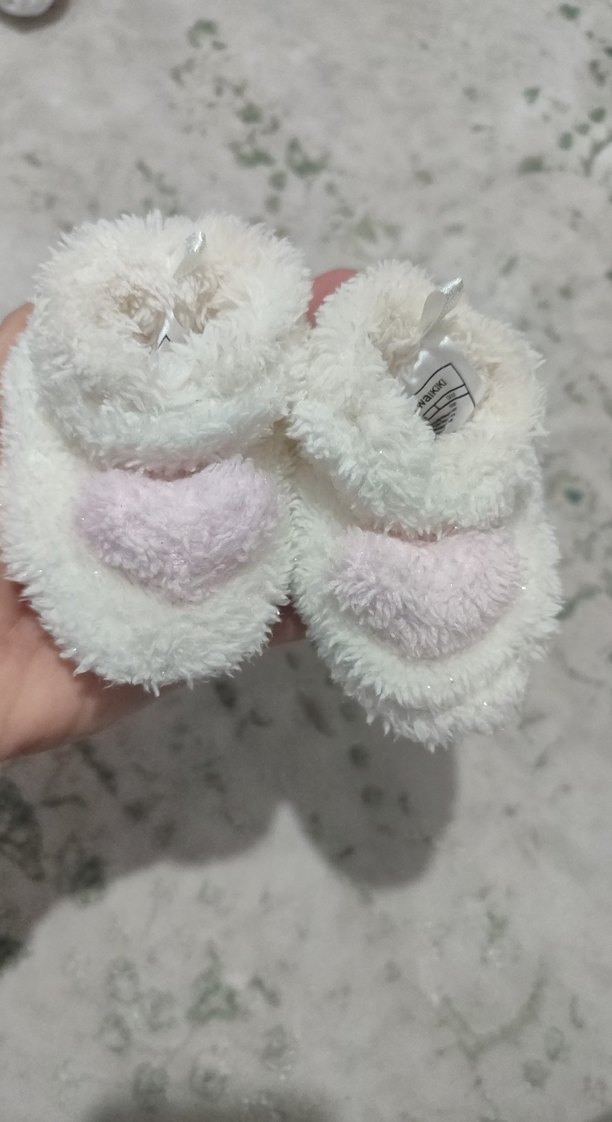 Kız Çocuk Beyaz Peluş Ev Terliği - Görsel 4