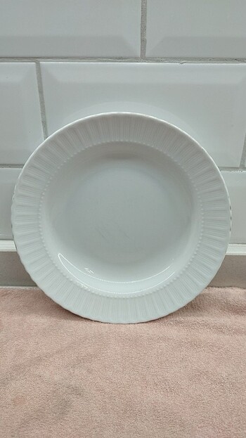 Yemek tabağı 