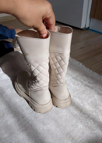 Kız Çocuk Bej Deri Fermuarlı Bot - Görsel 4