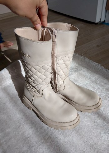 Kız Çocuk Bej Deri Fermuarlı Bot - Görsel 8