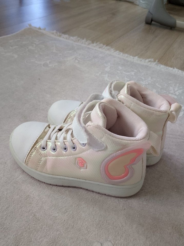 Kız Çocuk Pembe Bağcıklı Spor Ayakkabı - Görsel 4