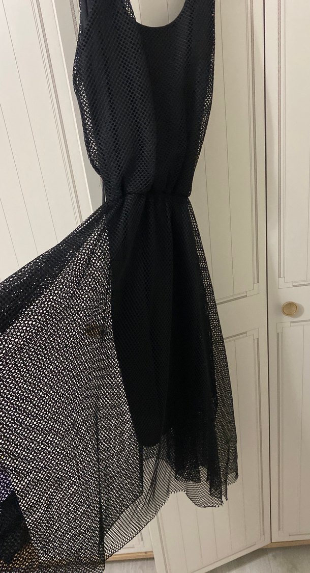 Siyah Drapeli Midi V Yaka Elbise - Görsel 2