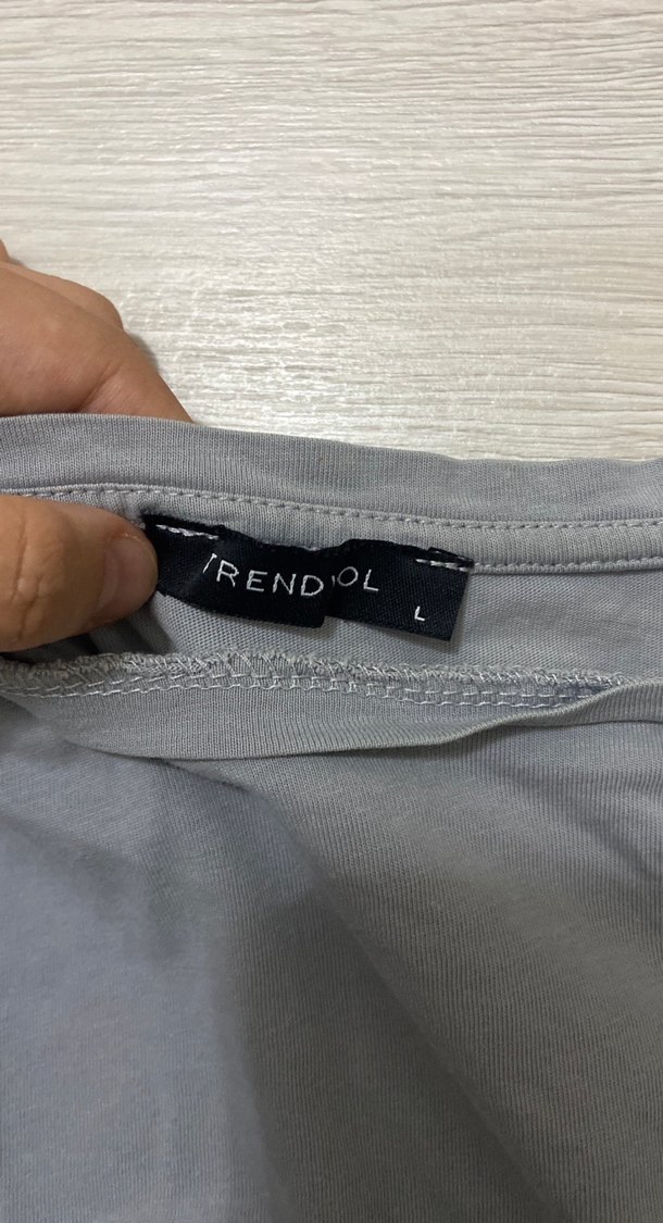 Gri Kısa Kollu Tişört - Görsel 3