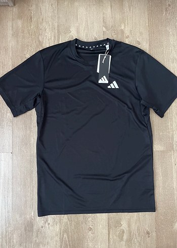 Adidas ürünü