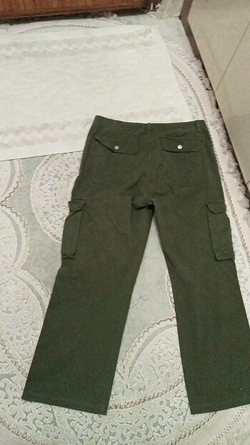 44 Beden haki Renk Pull and bear kargo pantolon