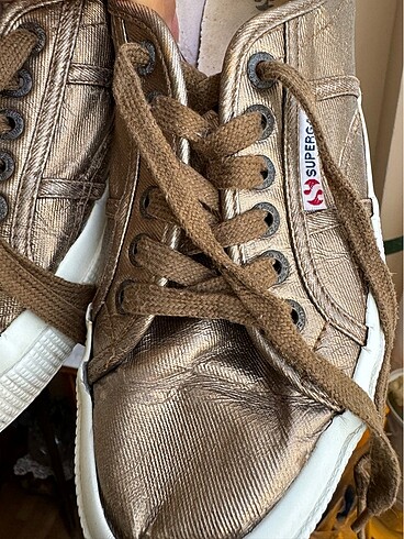40 Beden Superga Bronz