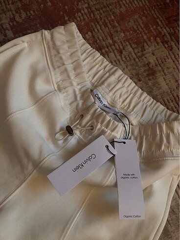 calvin klein beyaz eşofman