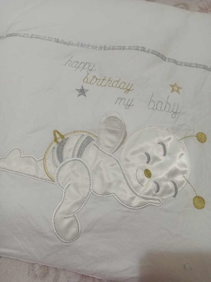 Beyaz Nakışlı Çocuk Uyku Seti - Görsel 2