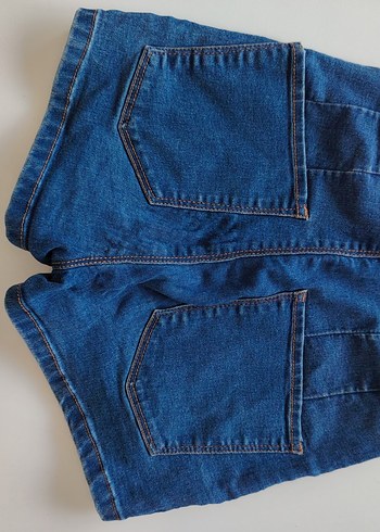 Düğmeli Kadın Midi Kot Şort - Görsel 2