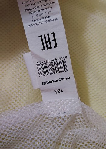 Sarı Kapüşonlu Erkek Çocuk  Yağmurluk - Görsel 8