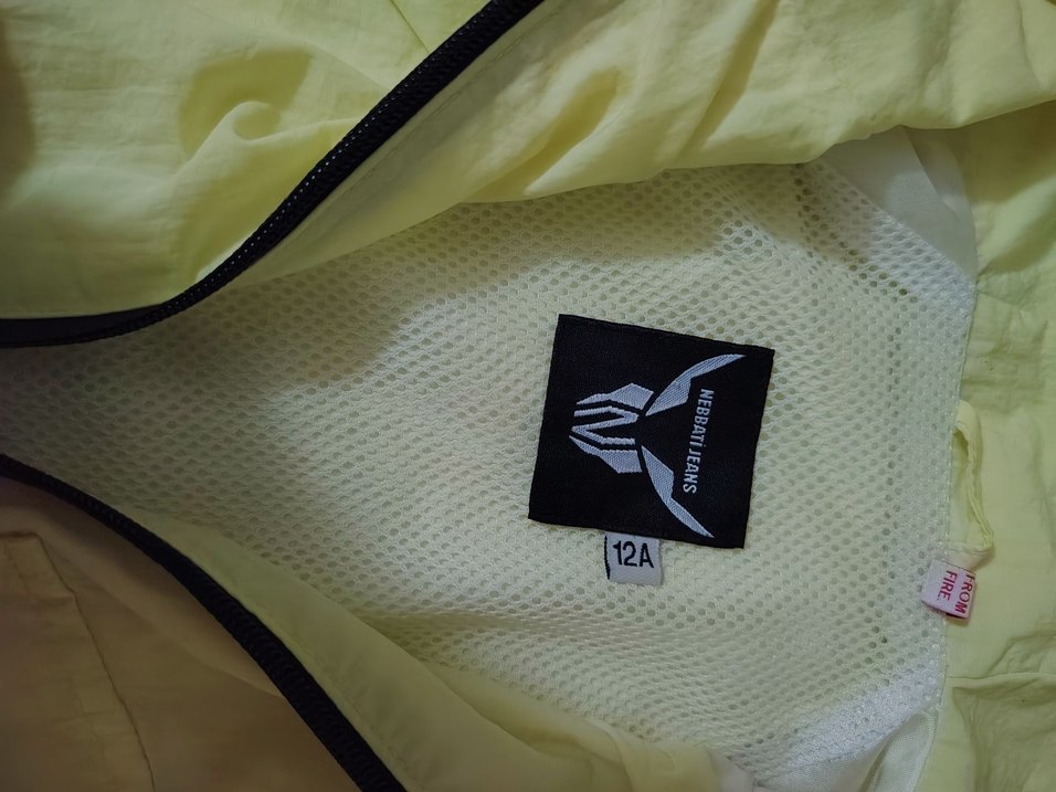 Sarı Kapüşonlu Erkek Çocuk  Yağmurluk - Görsel 5