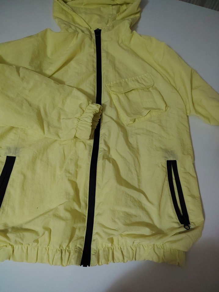 Sarı Kapüşonlu Erkek Çocuk  Yağmurluk - Görsel 2