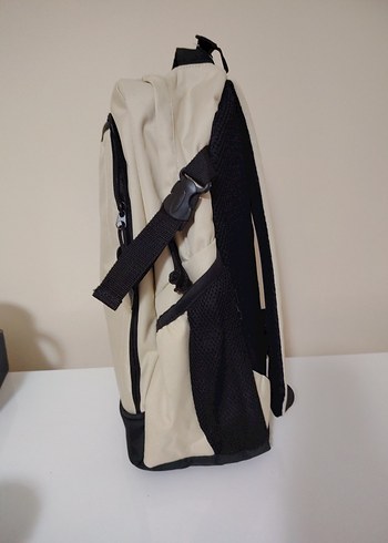 Bej Minimalist Sırt Çantası - Görsel 4