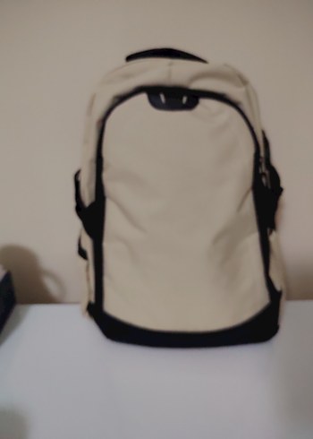 Bej Minimalist Sırt Çantası - Görsel 5