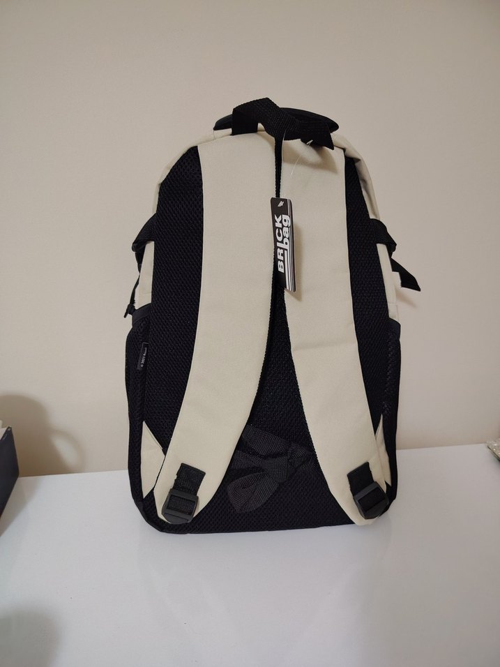 Bej Minimalist Sırt Çantası - Görsel 3