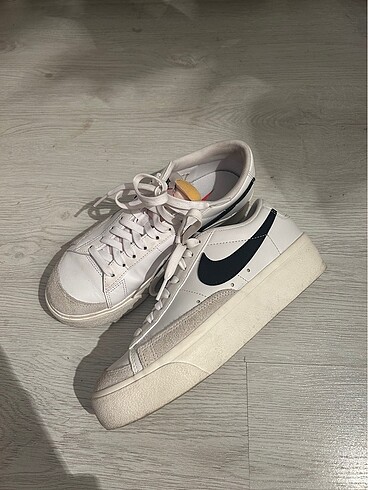 Nike ayakkabı