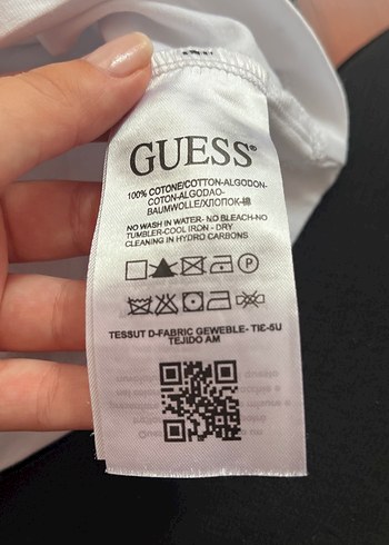 l Beden Guess Beyaz Kadın Kısa Kollu Tişört