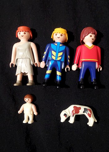 Çeşitli Renklerde 5 Playmobil Figür