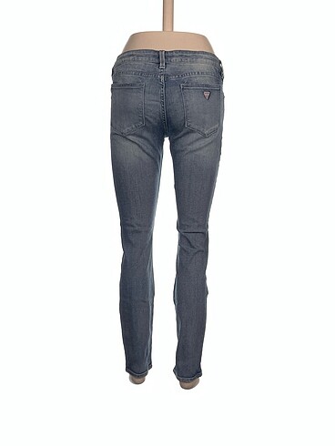 29 Beden Guess Jean / Kot %70 İndirimli.