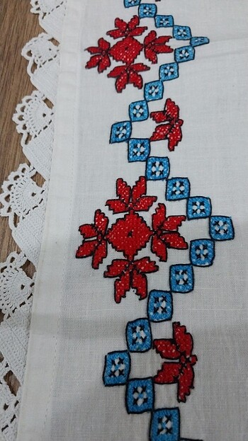 Kaneviçe yastık örtüsü 