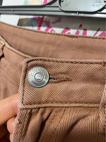 38 Beden ten rengi Renk H&M pantolon