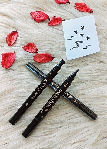 Yıldız eyeliner 