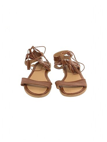 40 Beden Bambi Sandalet %70 İndirimli.