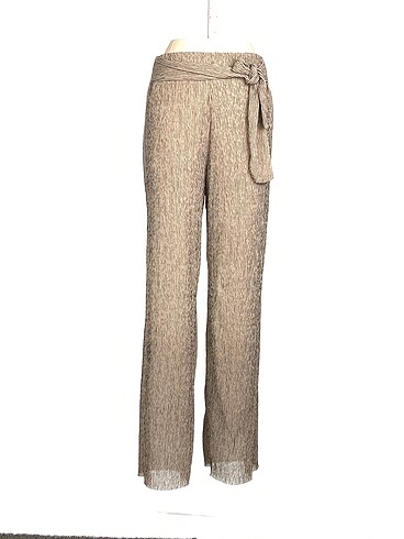 Mango Kumaş Pantolon %70 İndirimli.