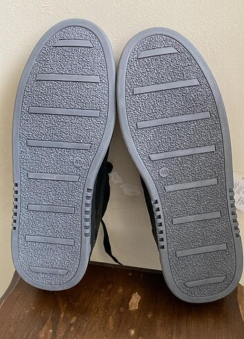 Spor ayakkabı - Görsel 3