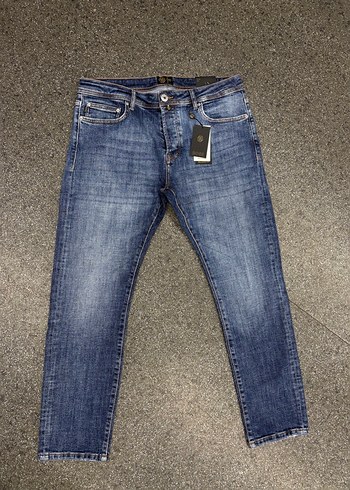 Hugo Boss Regular Fit Jeans