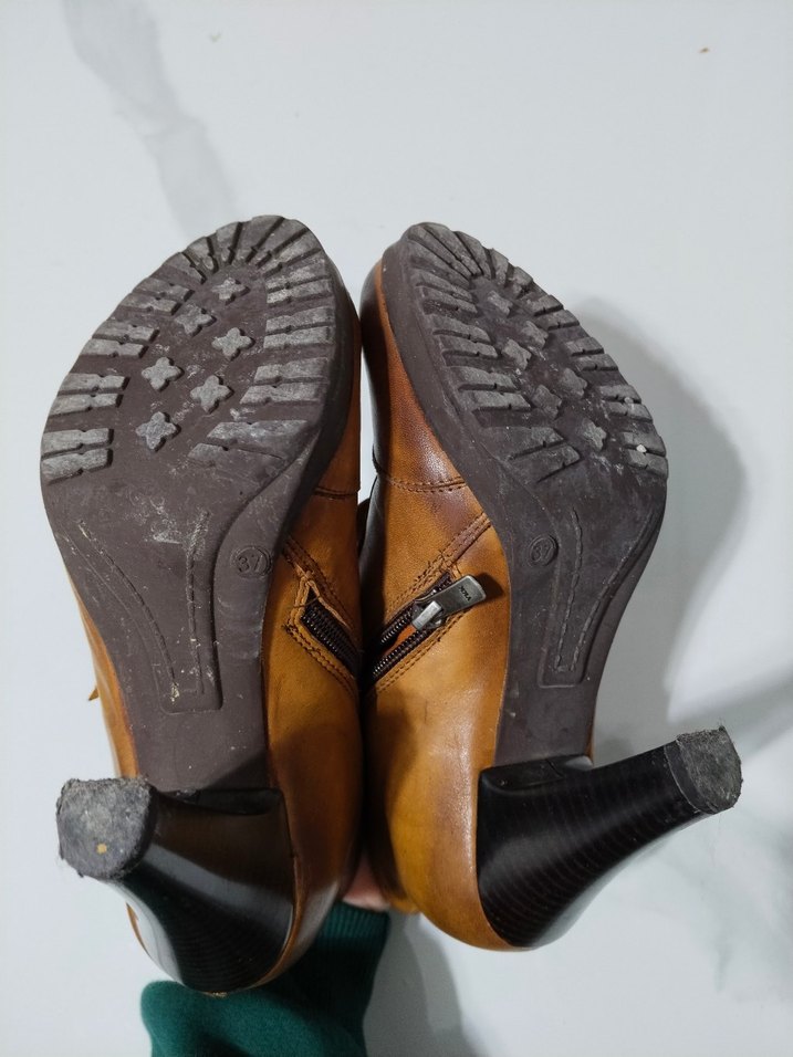 Deri Kadın Topuklu Bot - Görsel 4