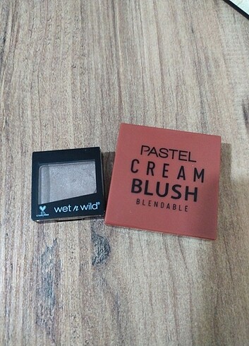 Pastel Pastel cream blush