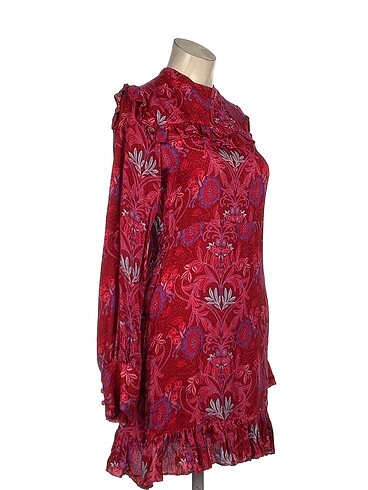Zara Zara Kısa Elbise %70 İndirimli.