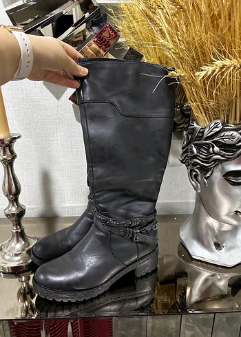 Siyah Kadın Deri Dizüstü Botlar - Görsel 2