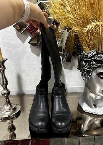 Siyah Kadın Deri Dizüstü Botlar - Görsel 3